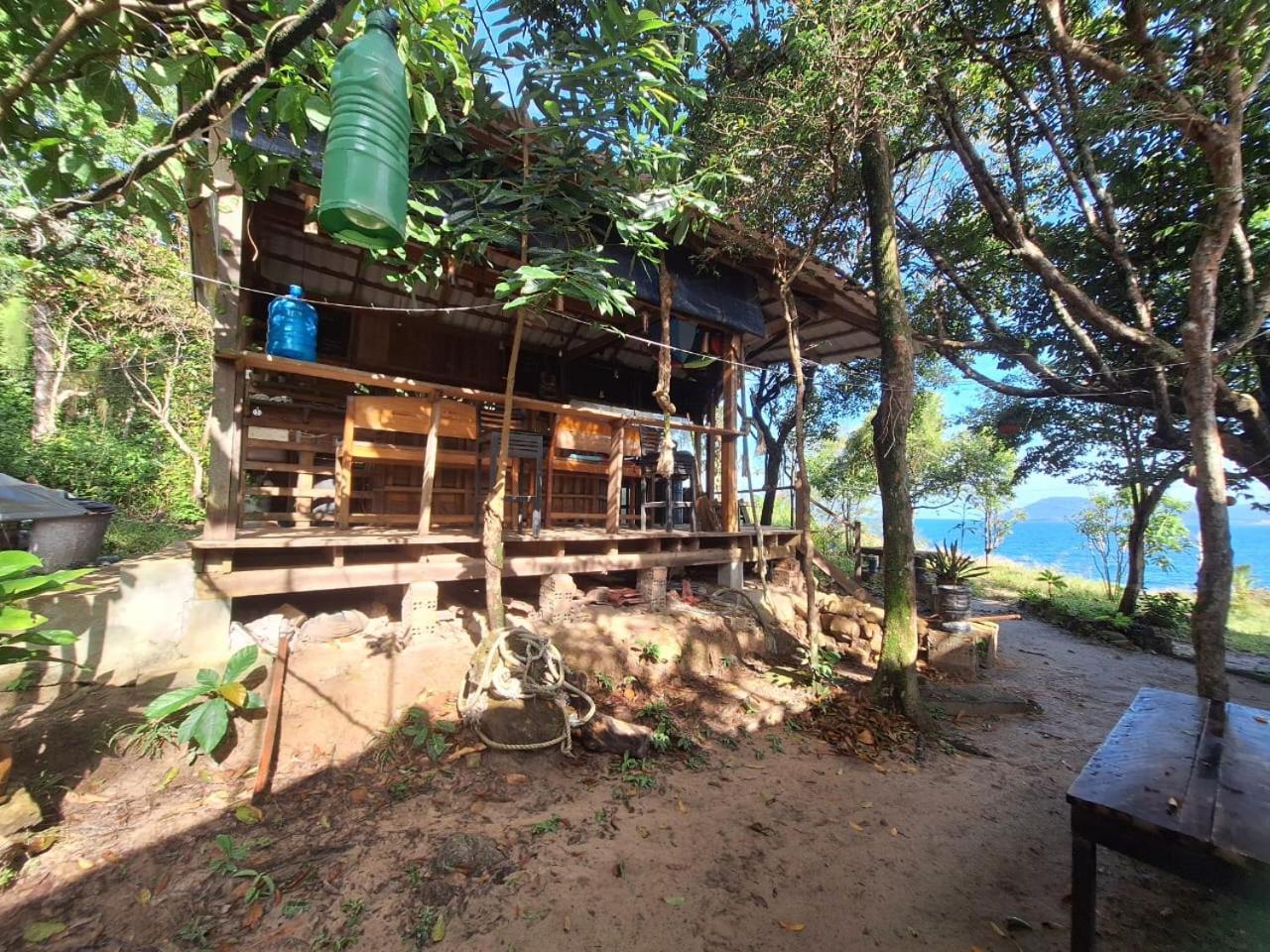 Dragonfly Guesthouse 코롱 산로엠 외부 사진