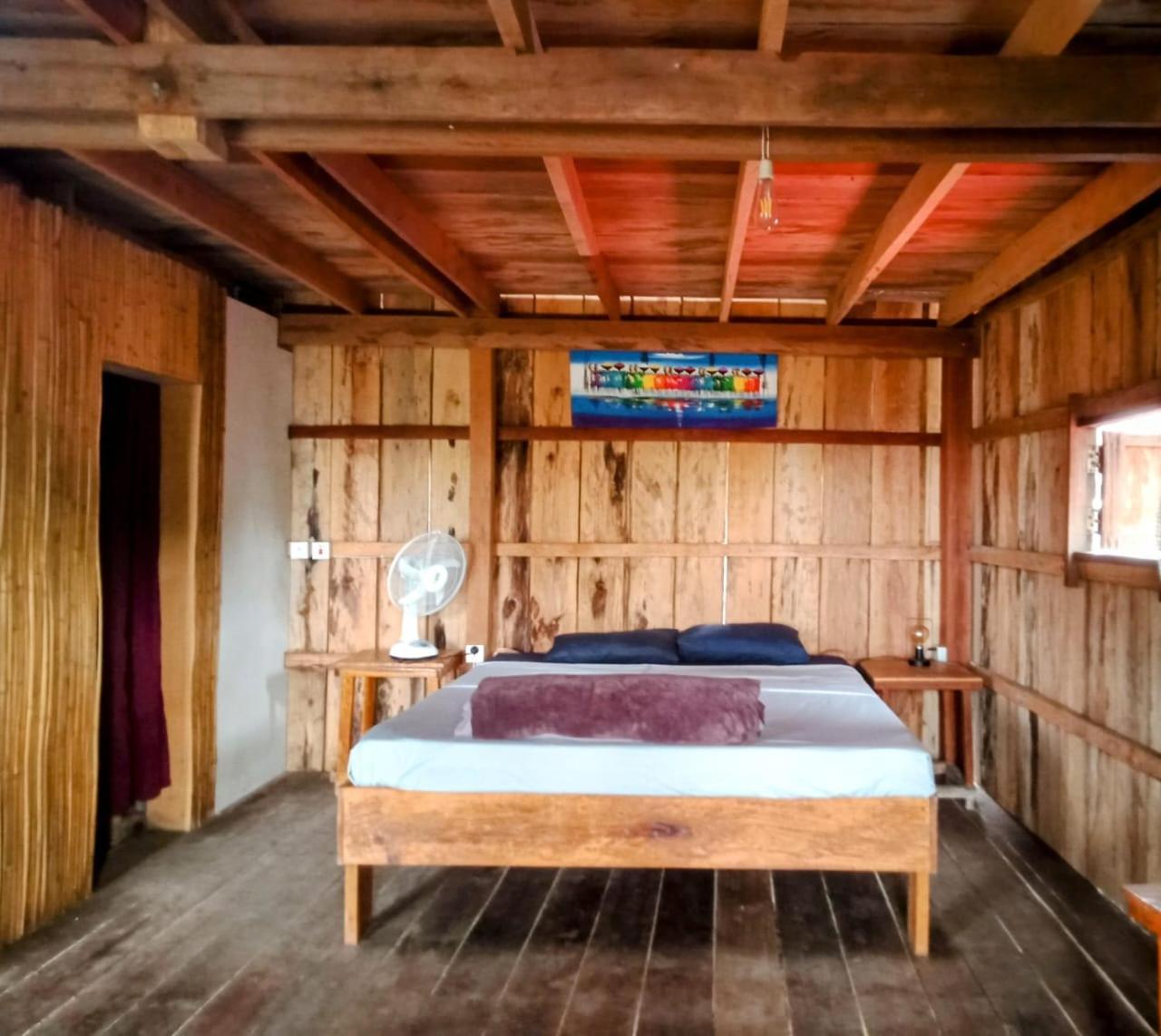 Dragonfly Guesthouse 코롱 산로엠 외부 사진