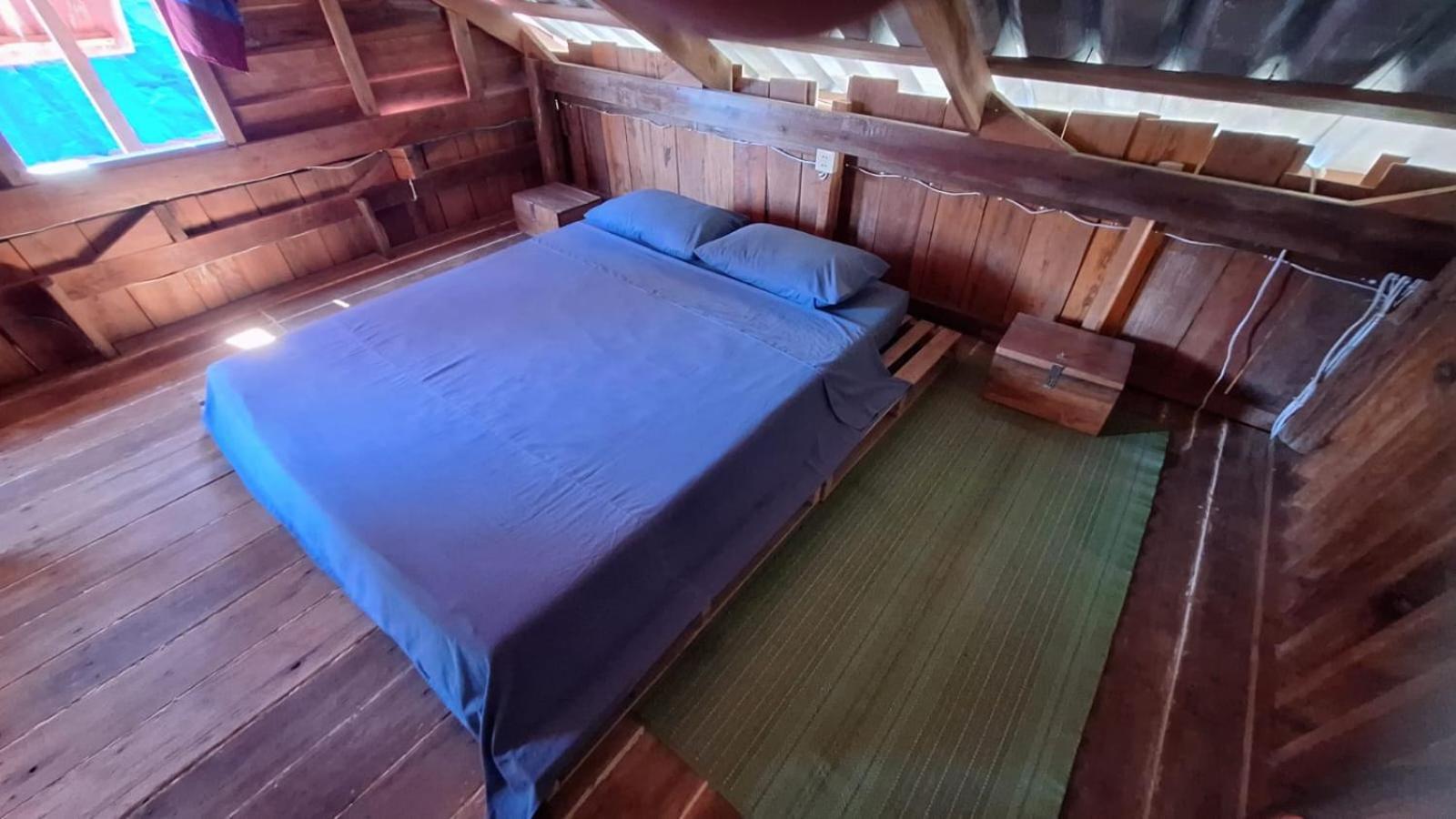 Dragonfly Guesthouse 코롱 산로엠 외부 사진