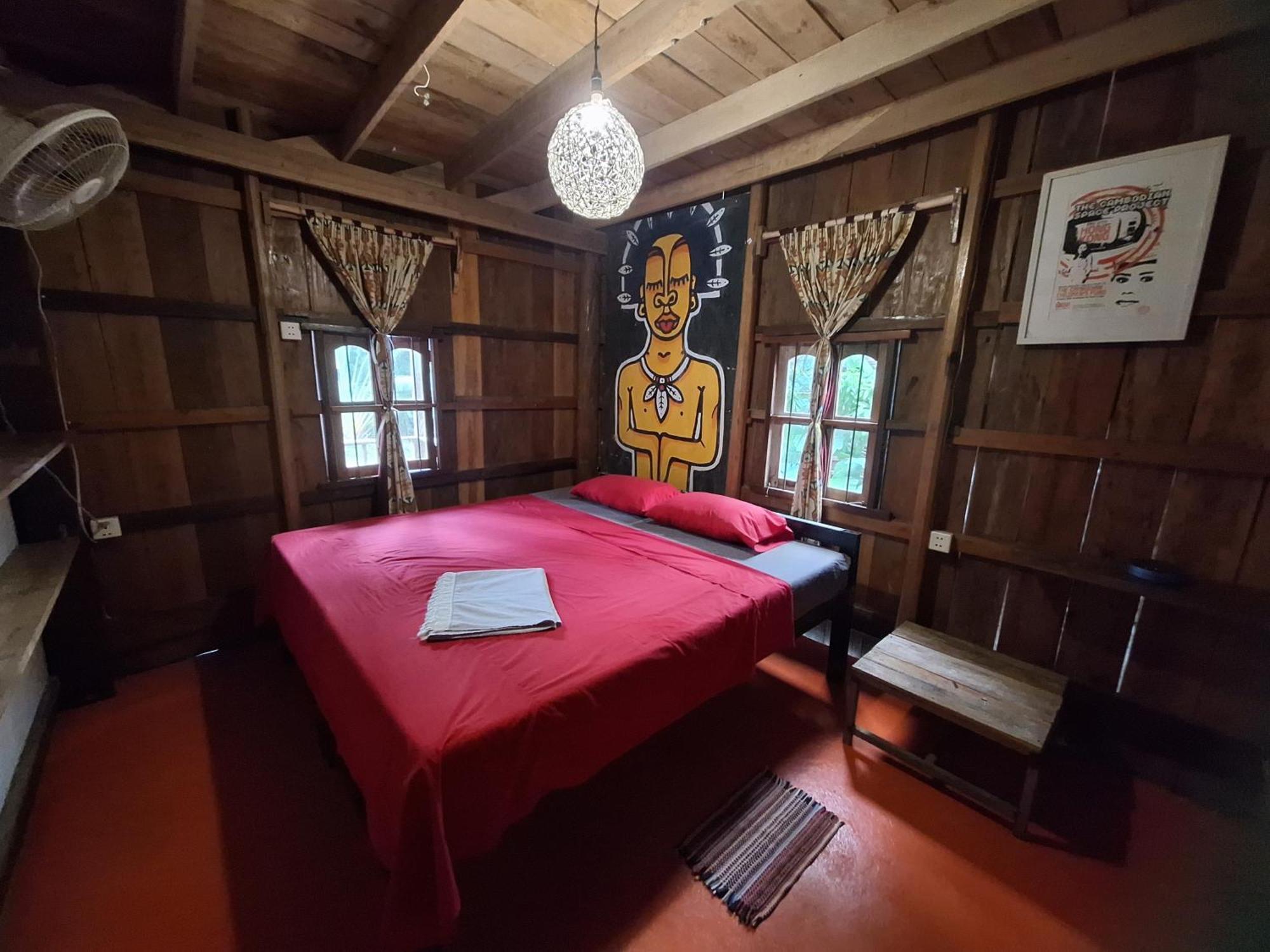 Dragonfly Guesthouse 코롱 산로엠 외부 사진